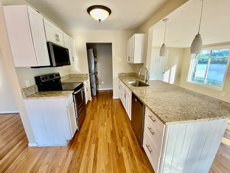 414 Wayne Jackson Rd — Photo 4