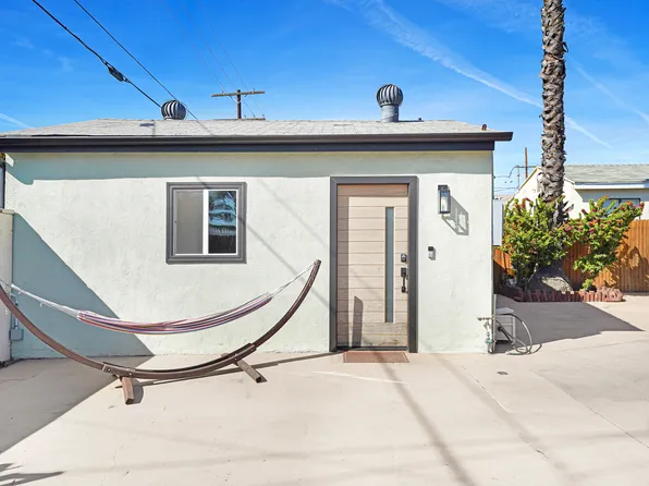 14828 Saticoy St #B, Van Nuys, CA 91405