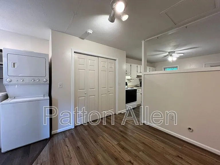 145 Citadel Dr #149H — Photo 10
