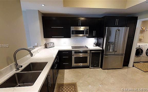 2nd image of 3330 NE 190th St APT 510