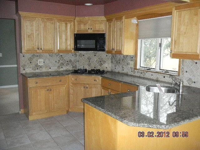 2nd image of 345 Tappan Rd