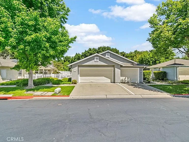 942 Bluebell Way — Photo 1