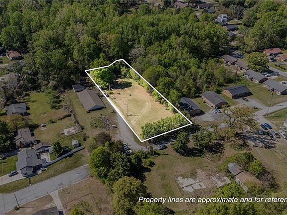 2nd image of 1010-1012 Gaines Ave