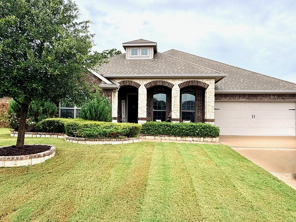 1st image of 229 White Willow Way