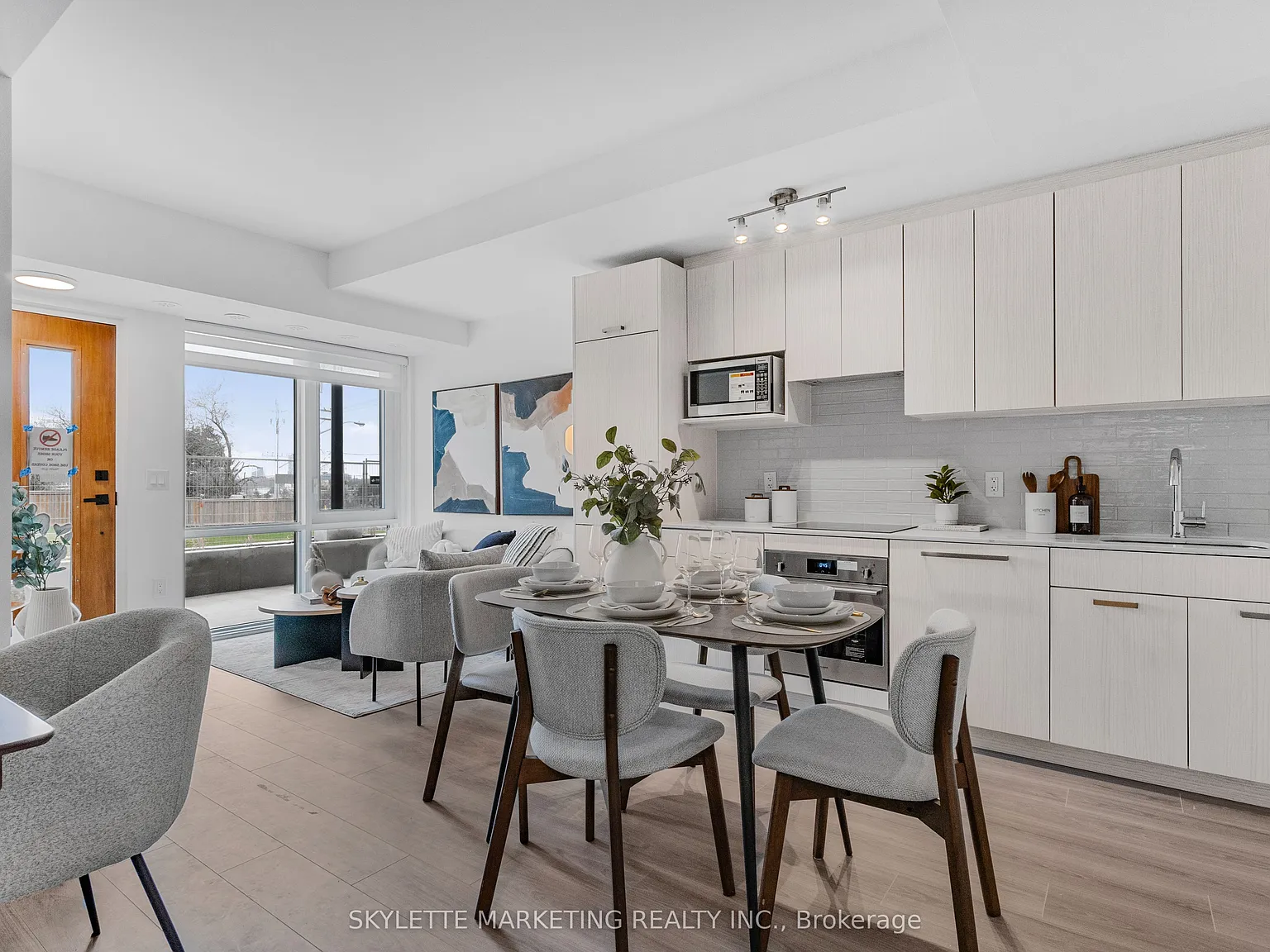 2 bed, $2,650 — Photo 4