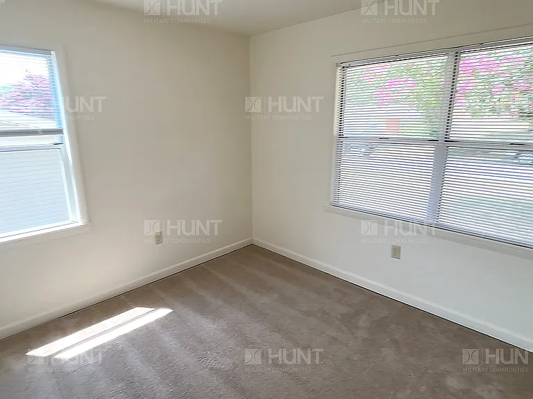 112 Alabama Dr — Photo 14