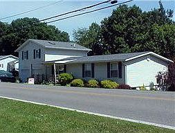 1st image of 6077 Skyline Dr