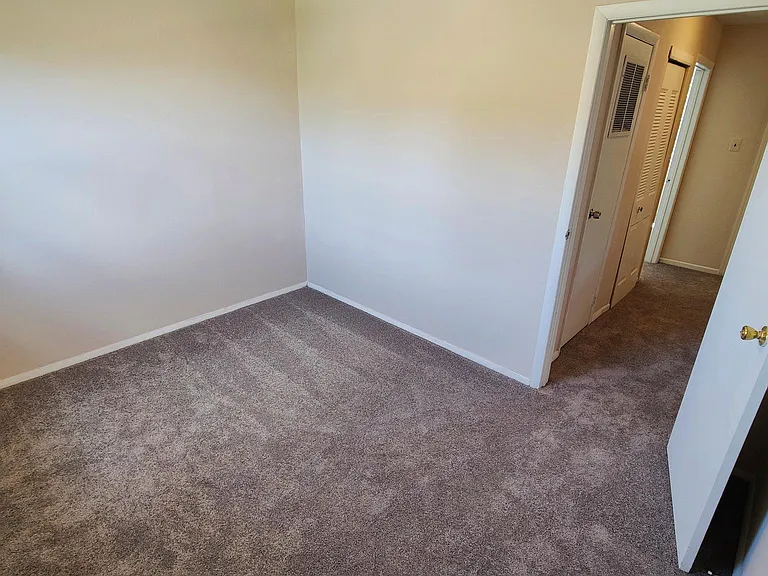 6 Buttonwood Rd #A — Photo 11