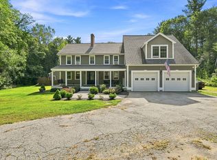 61 Breakneck Rd, Sturbridge, MA 01566