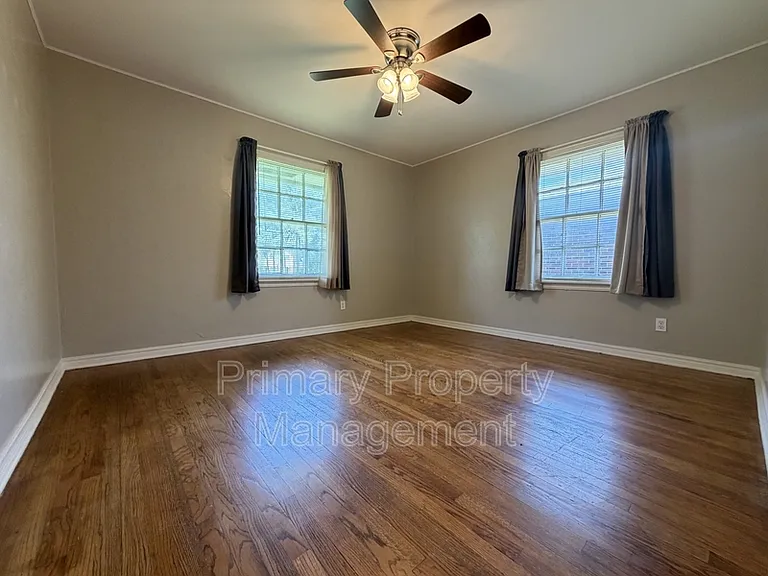 1722 Mattern Dr — Photo 10