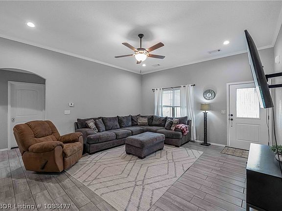 3rd image of 129 Stone Dr