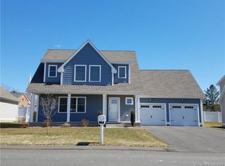 52 Old Village Cir, Windsor, CT 06095