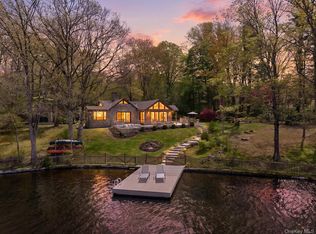 438 Lake Shore Road, Putnam Valley, NY 10579