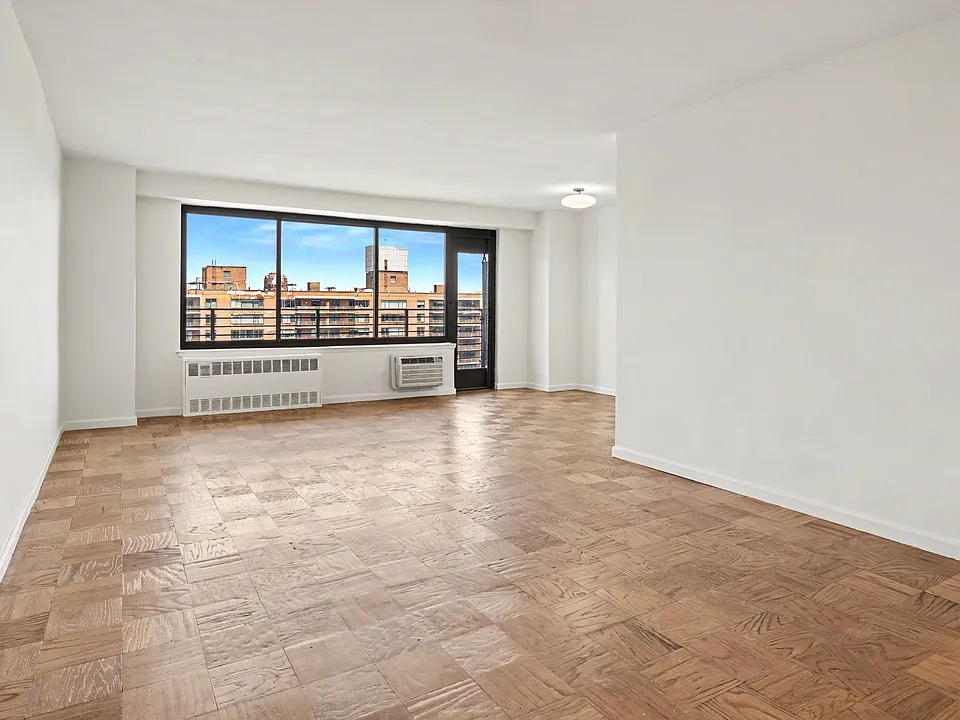 382 Central Park W #19N