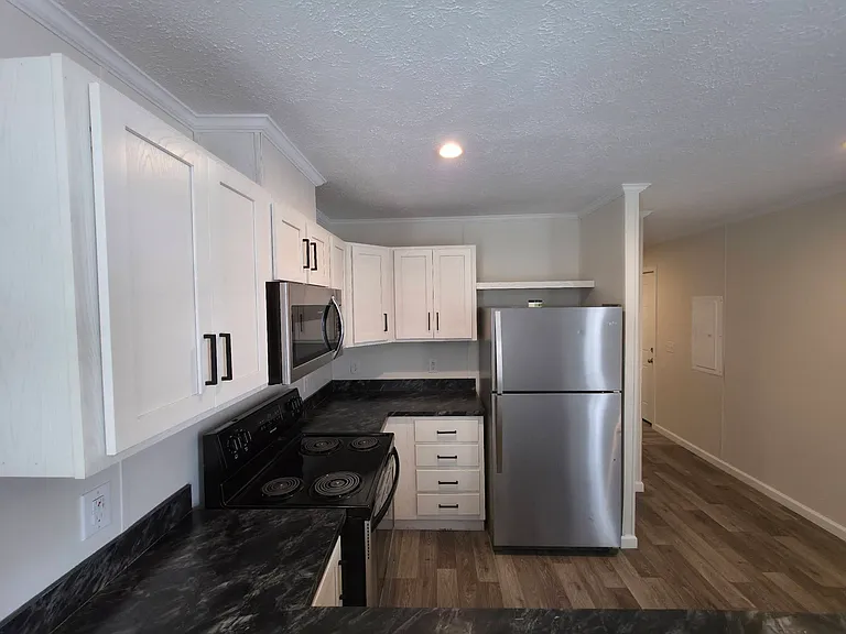 1440 W Plum St #128 — Photo 8