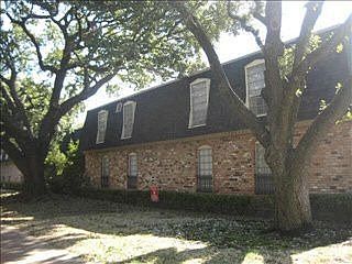 2nd image of 5325 Fleetwood Oaks Ave APT 251