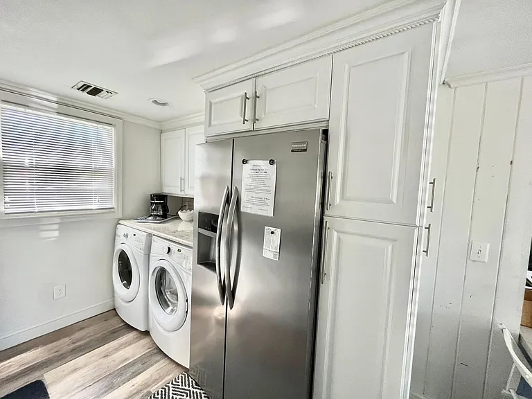 113 Carmel Dr — Photo 7