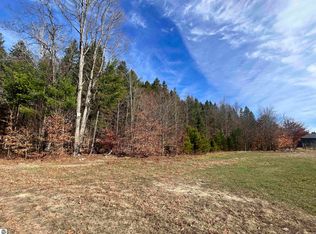 3078 Mayfield Rd, Traverse City, MI 49696