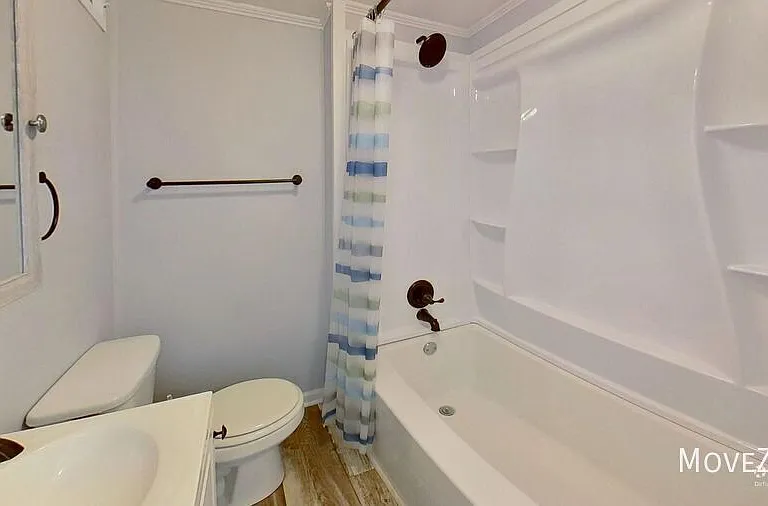 226 Cummings St — Photo 18