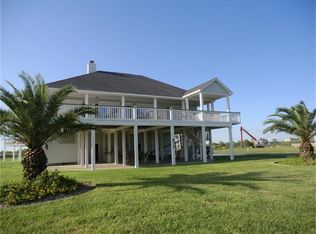 4041 Biscayne Beach Rd, Pt Bolivar, TX 77650