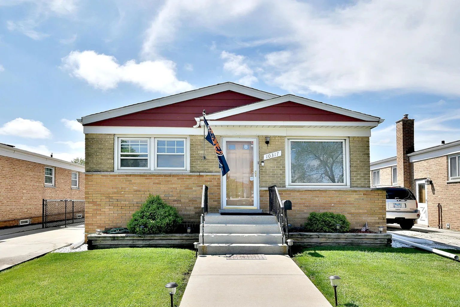 10317 McNerney Dr photo 1