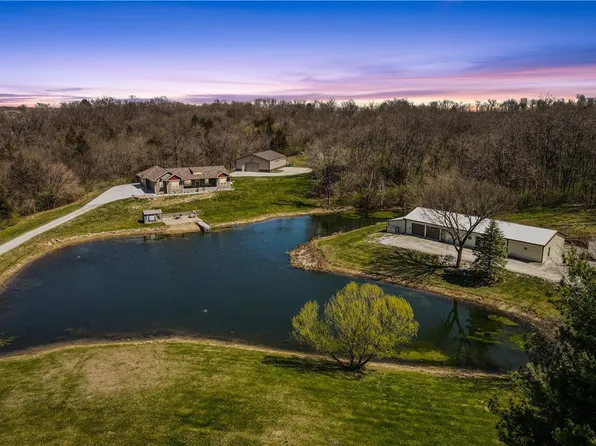 920 Highway 14, Knoxville, IA 50138