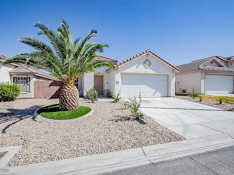 5554 Merriweather Dr — Photo 3