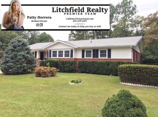 2910 Skycrest Dr, Fayetteville, NC 28304