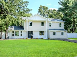 12 Oxbow Ct, East Northport, NY 11731