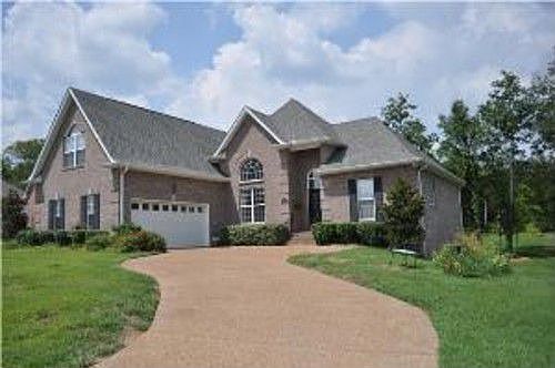 2nd image of 243 Quad Oak Dr