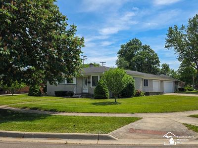419 Richards Dr, Monroe, MI, 48162