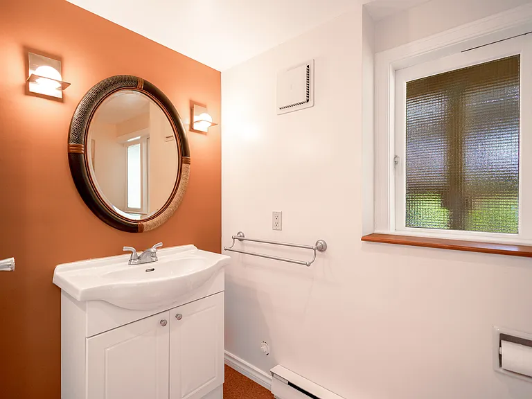 2226 Haywood Ave — Photo 11
