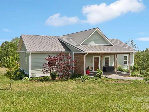 68 Simply Grateful Dr, Hendersonville, NC 28792