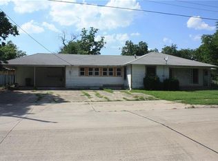 102 1st St N, Haslet, TX 76052