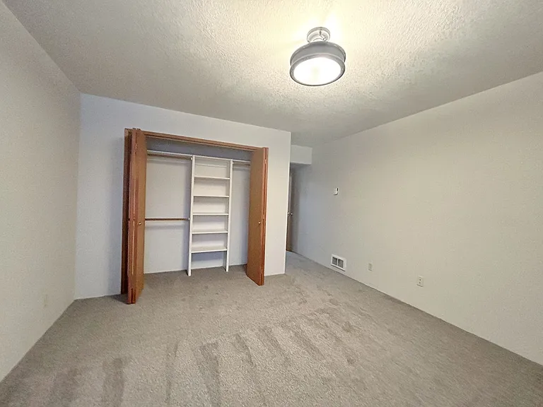 5626-5628 Glenridge Way #5630 — Photo 28