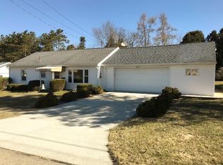 27 Drake Dr, Oil City, PA