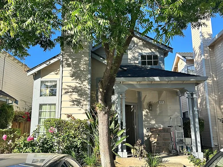 6285 Potrero Dr — Photo 1