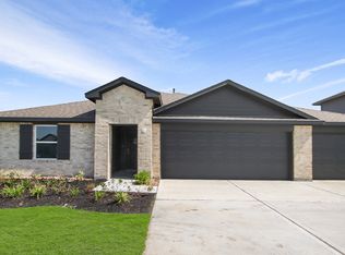 933 Neches Ln, Dayton, TX 77535
