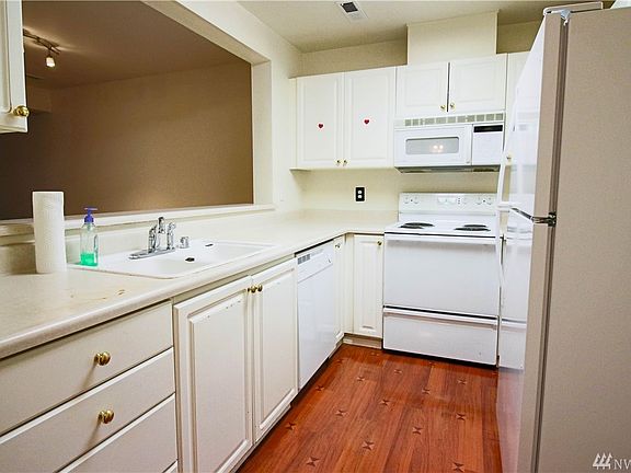 4th image of 6644 Millstone Ln SE Unit 105