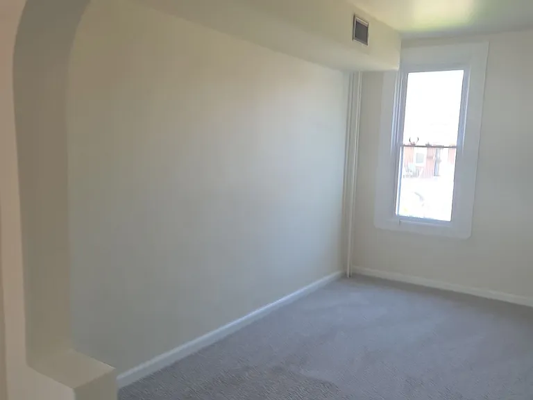 3424 Elmora Ave — Photo 5