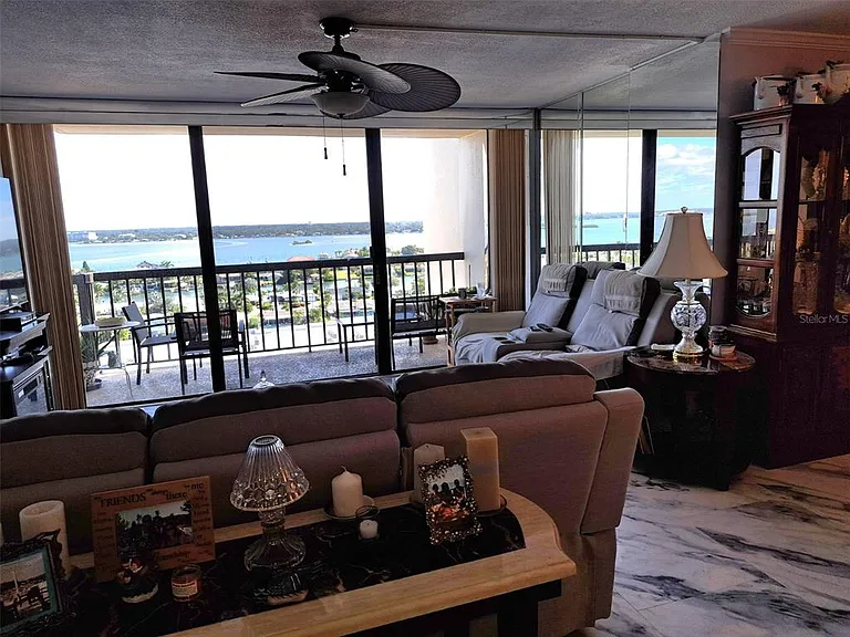 400 Island Way #1409 — Photo 12