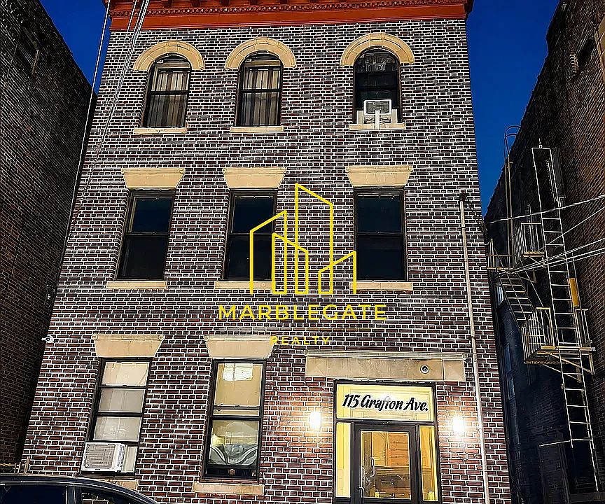 1st image of 115 Grafton Ave #33