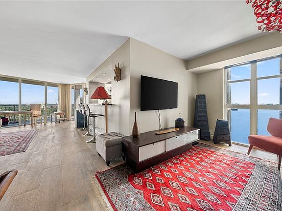 5th image of 4000 Towerside Terrace #1601