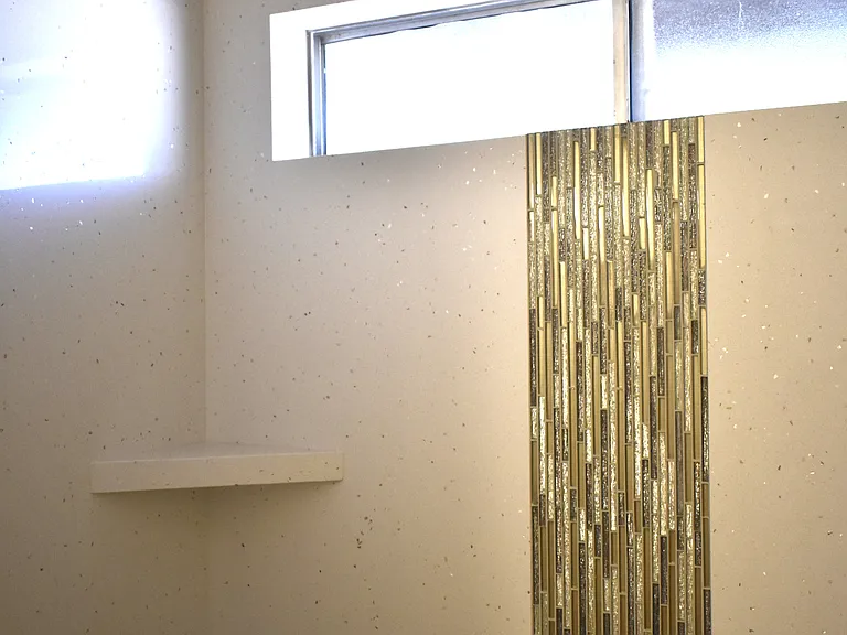 Hall Bathroom - Detail of the shower