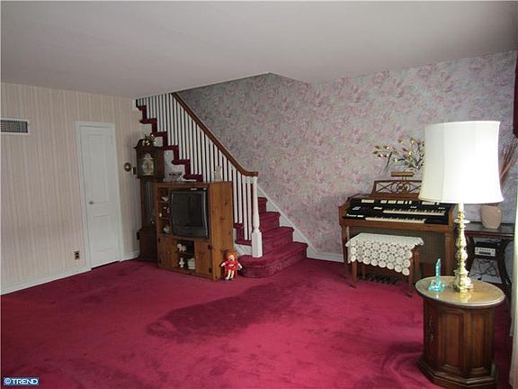 2nd image of 3043 Longshore Ave