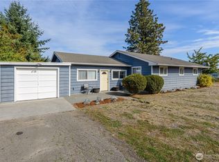 51 Foxfire Ln, Sequim, WA 98382