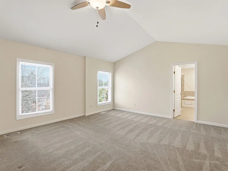 7822 Remington Rd — Photo 47