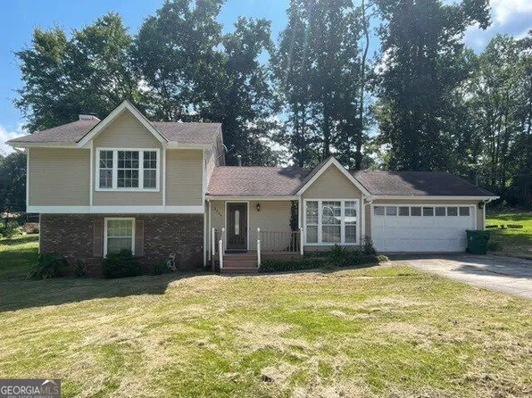 2436 Stratford Ct, Decatur, GA 30035