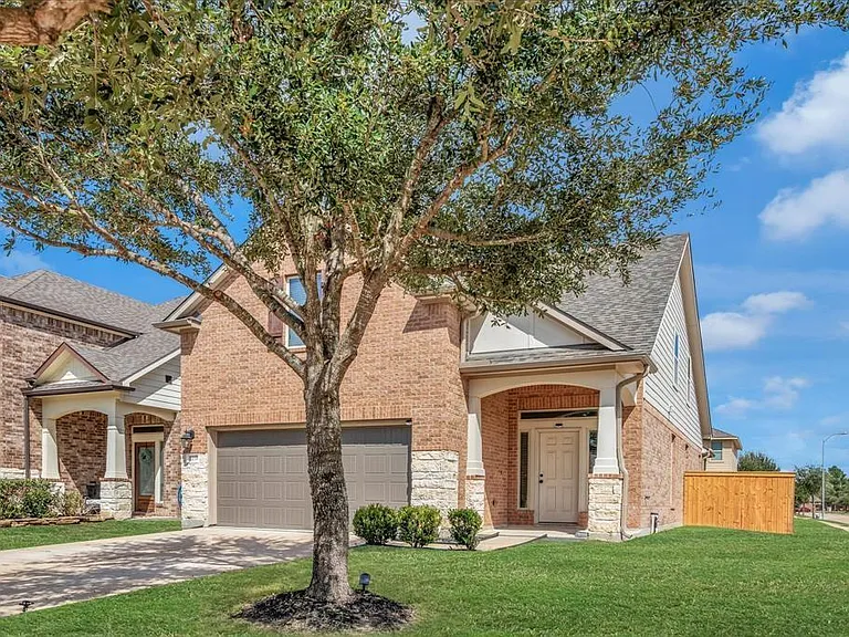 8110 Heartbrook Field Ln — Photo 2