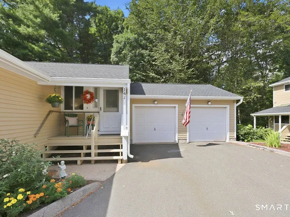 14 Wiggins Farm Drive #J, Simsbury, CT 06070